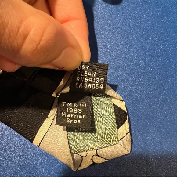 Vintage 1993 Toons Baseball MLB Sox Silk Tie - Picture 7 of 7